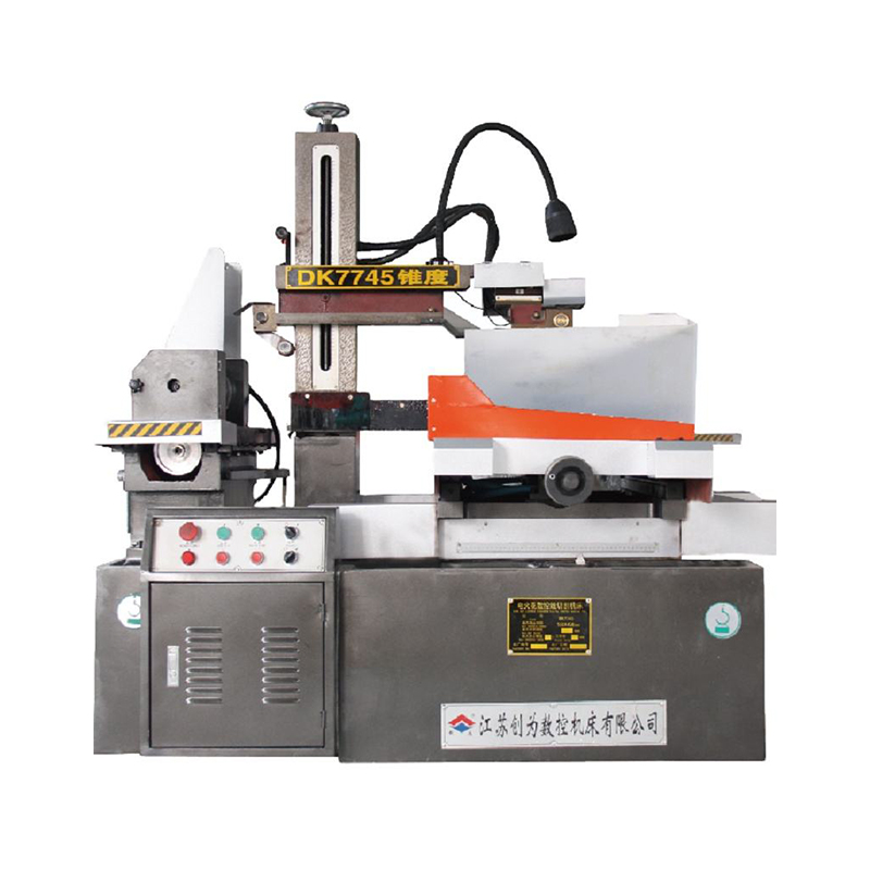 DK7745 ± 15 ° AZ senza manutenzione CNC EDM MACCHINA DI TACCOLA A FILO ALTA SPECIALE